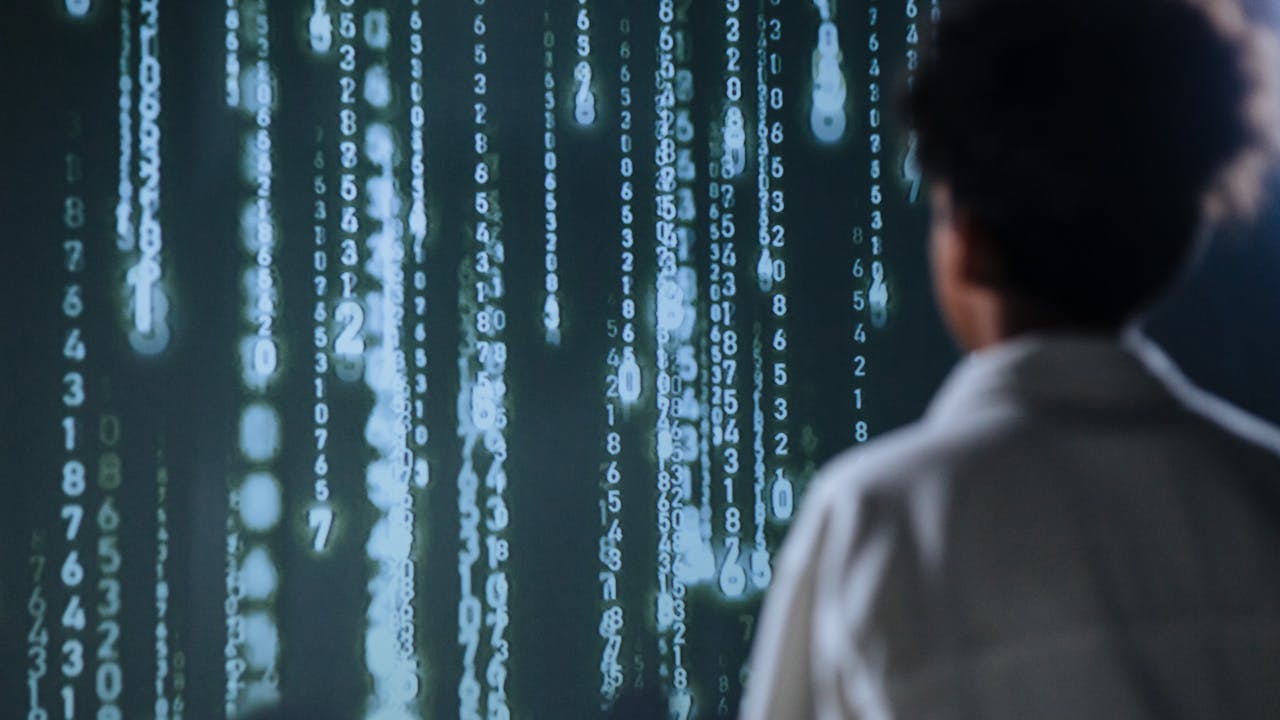 Person observing quantum computing data stream — part of India’s quantum computer push